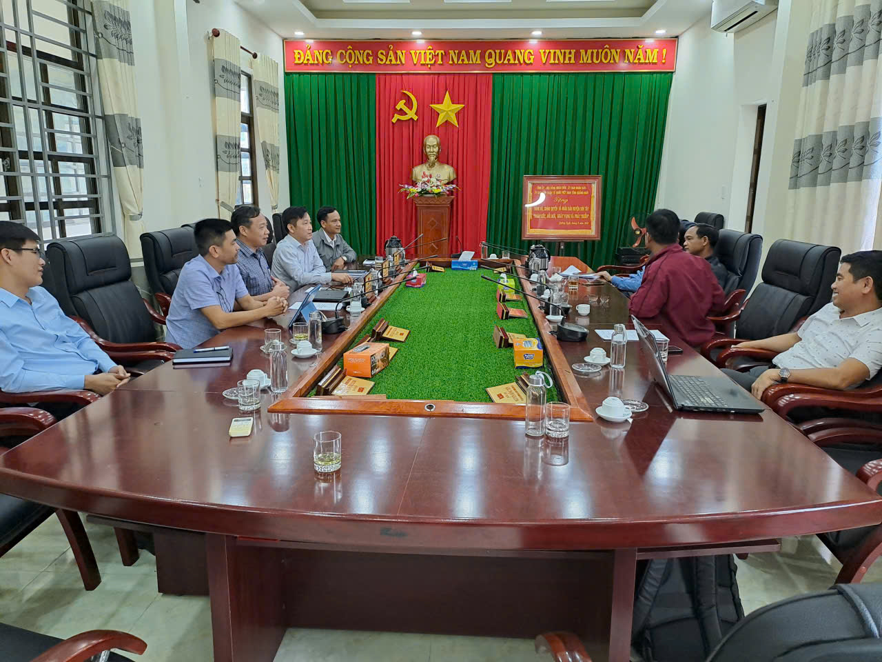 TONY FARM ĐÀ LẠT ĐỒNG HÀNH PHÁT TRIỂN VÙNG NGUYÊN LIỆU SẠCH TẠI SƠN TÂY THƯỢNG